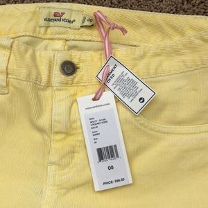 Yellow corduroy vineyard vines pants size 00